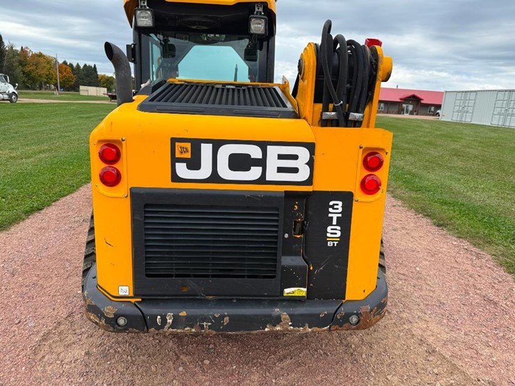jcb-3ts-8t-image-25