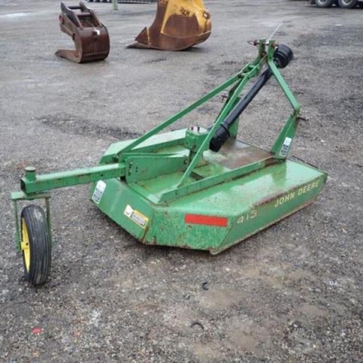 JOHN DEERE 413