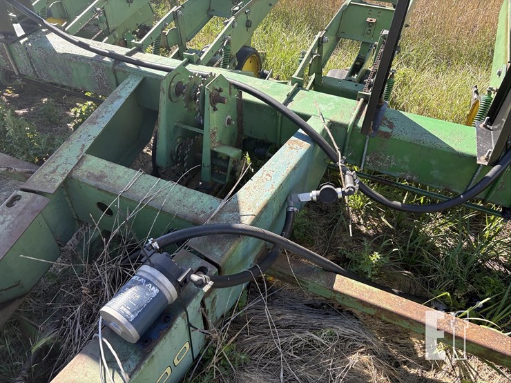 john-deere-7000-image-7