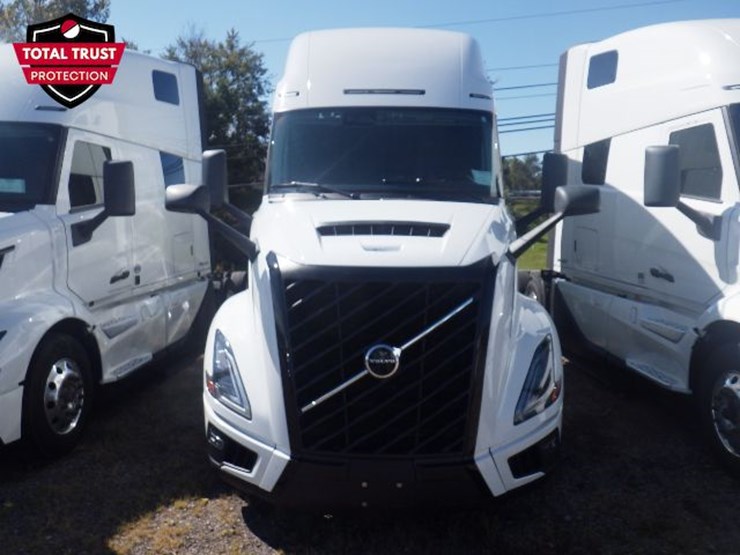 2025-volvo-vnl860-image-2