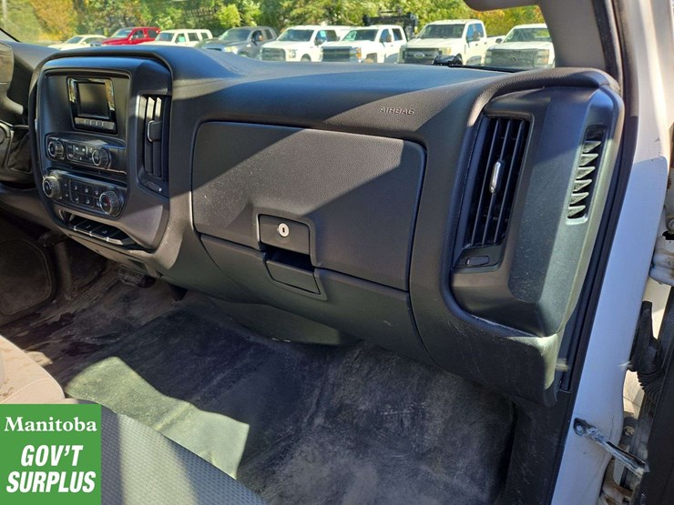 2014-chevrolet-silverado-1500-image-26