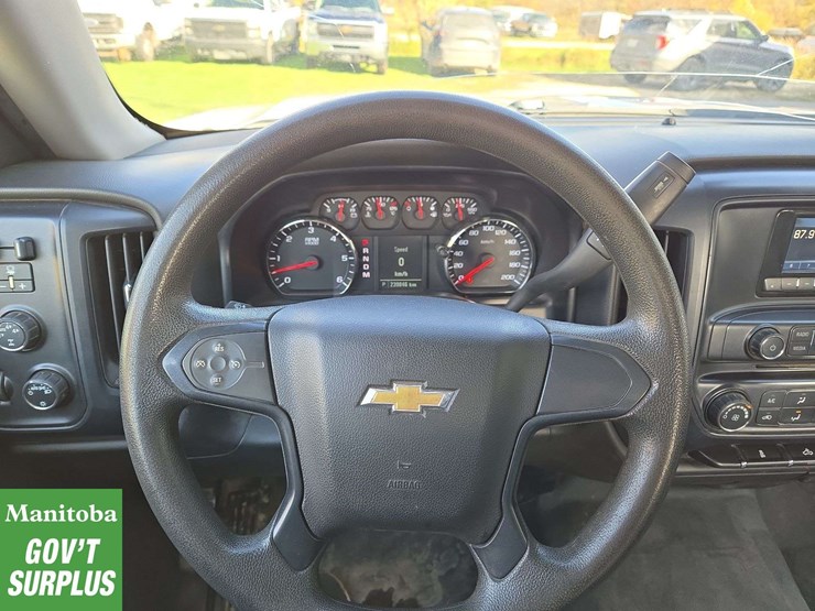 2014-chevrolet-silverado-1500-image-18