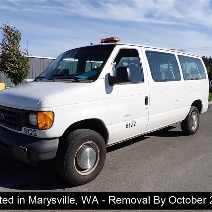 2006 FORD E350