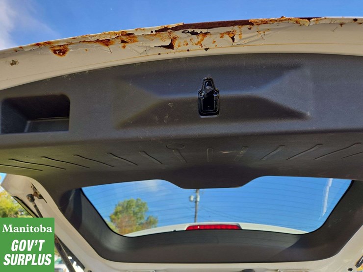 2015-chevrolet-equinox-image-27