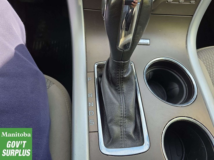 2014-ford-edge-image-20