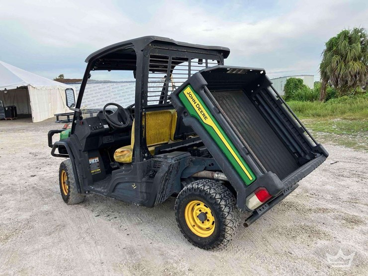 john-deere-gator-image-4