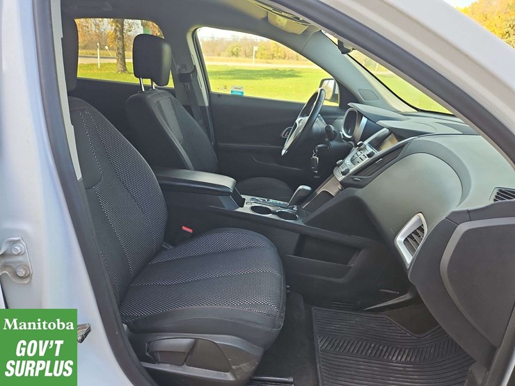 2015-chevrolet-equinox-image-31