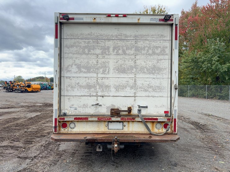 2016-ford-f550-xl-image-4