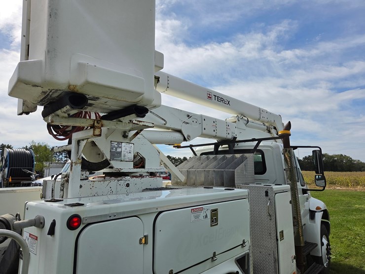 2007-international-durastar-4400-image-21