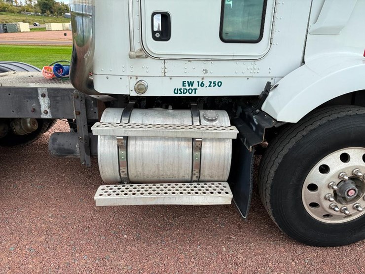 kenworth-t800-image-17
