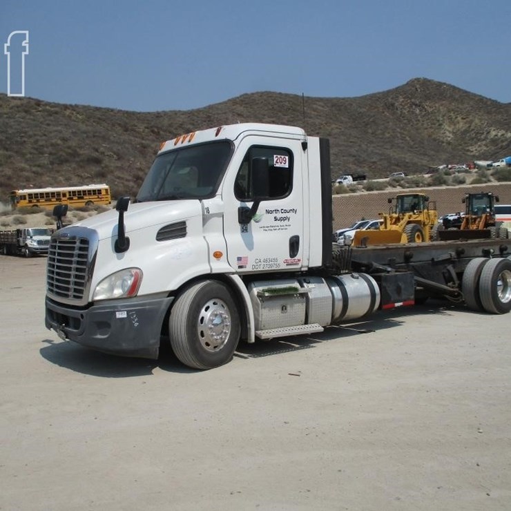 2012 FREIGHTLINER CASCADIA 113
