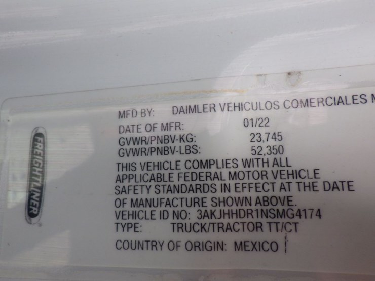 2022-freightliner-cascadia-126-image-23