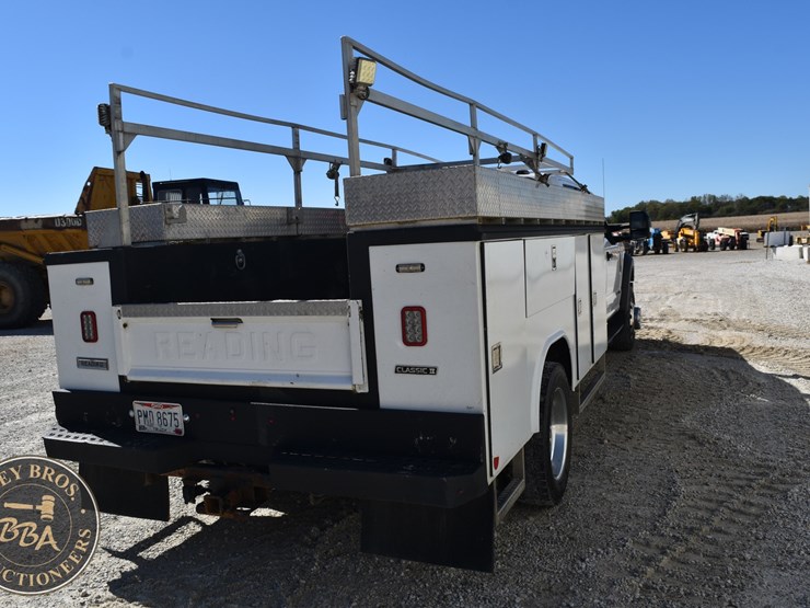 2020-ford-f550-xl-image-20