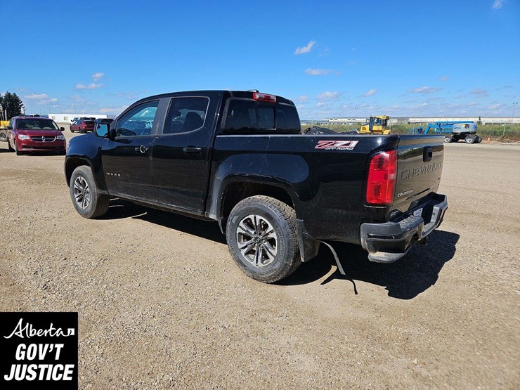 2022-chevrolet-colorado-image-2