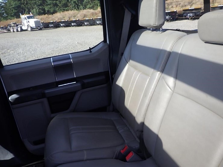 2020-ford-6-image-26