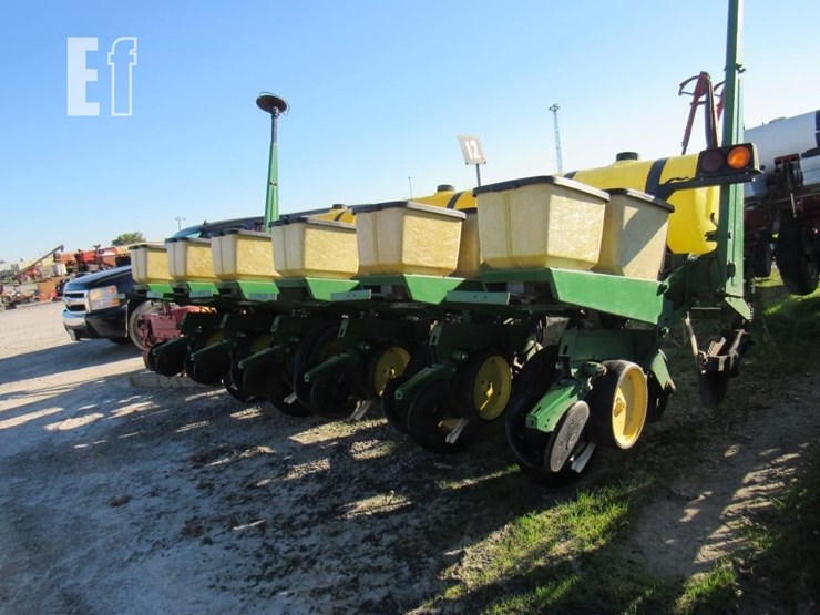john-deere-7000-image-7