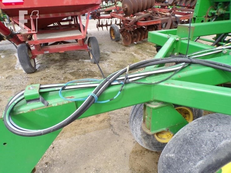 2000-john-deere-1560-image-5