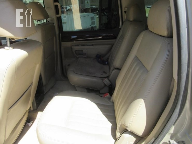 2005-lincoln-aviator-image-12