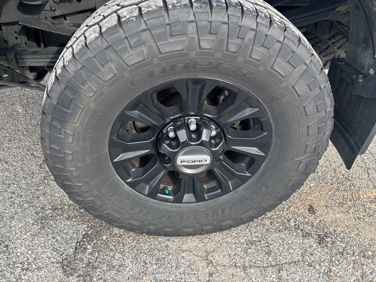 2020-ford-f350-image-127