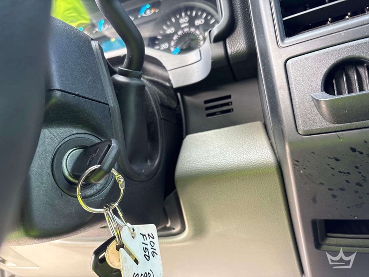 2016-ford-f150-image-16