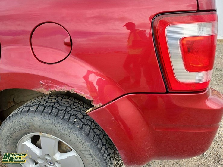 2012-ford-escape-xlt-image-37