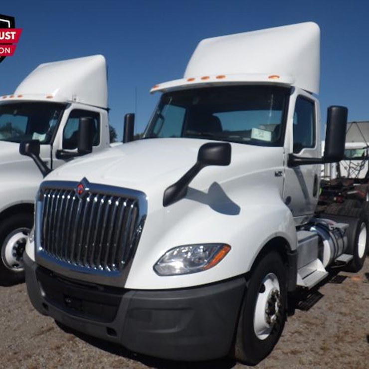 2019 INTERNATIONAL LT