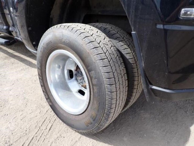 2019-dodge-ram-3500-image-44