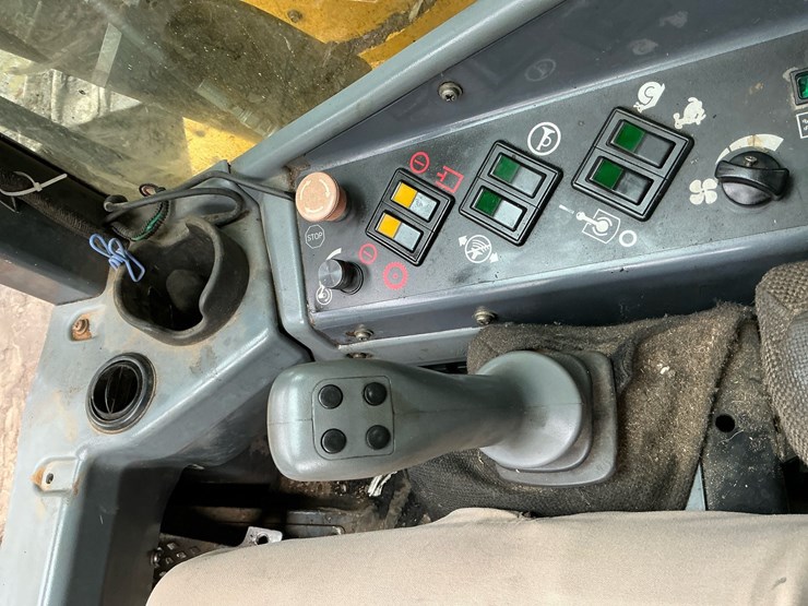 2008-deere-753g-image-15