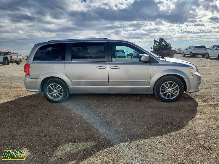 2014-dodge-grand-caravan-se-image-7