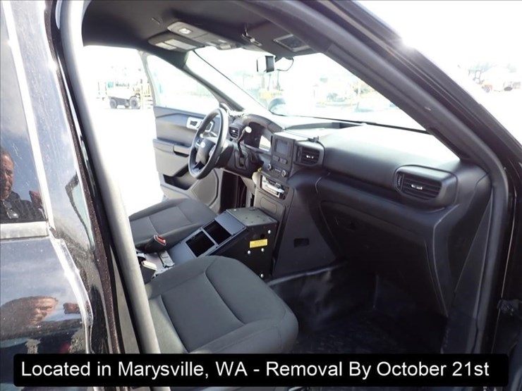 2021-ford-explorer-image-2