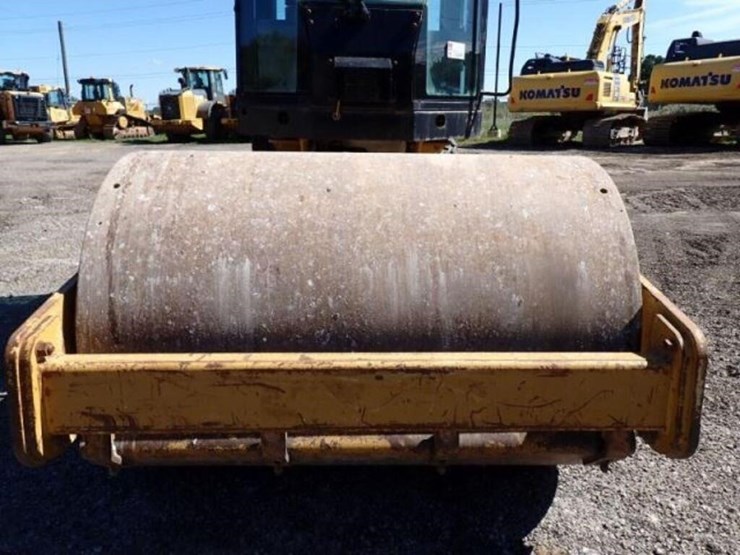 2011-caterpillar-cs44-image-23