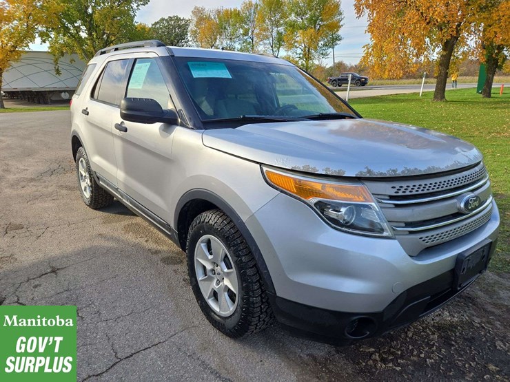 2013-ford-explorer-image-2