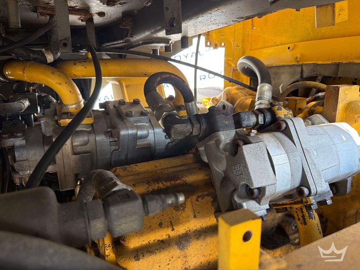 2003-komatsu-wa320-3mc-image-22