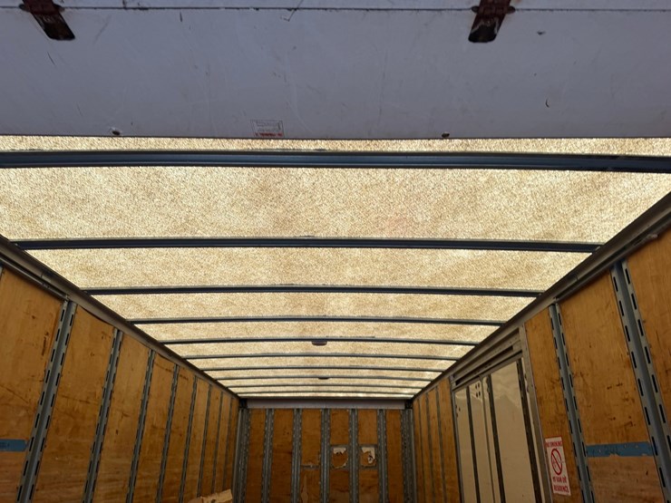 #1665-•-2008-international-navistar-box-truck-image-36