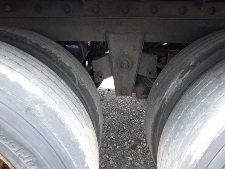 2014-utility-3000r-image-19