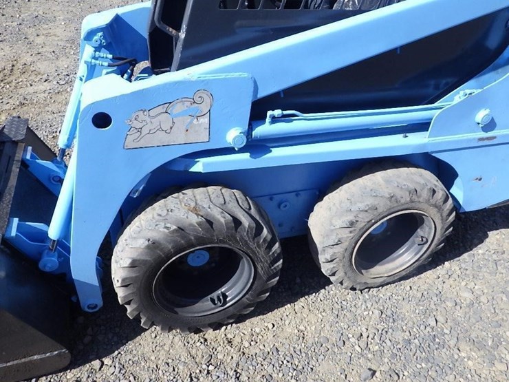 tcm-604-skid-steer-loader-image-12