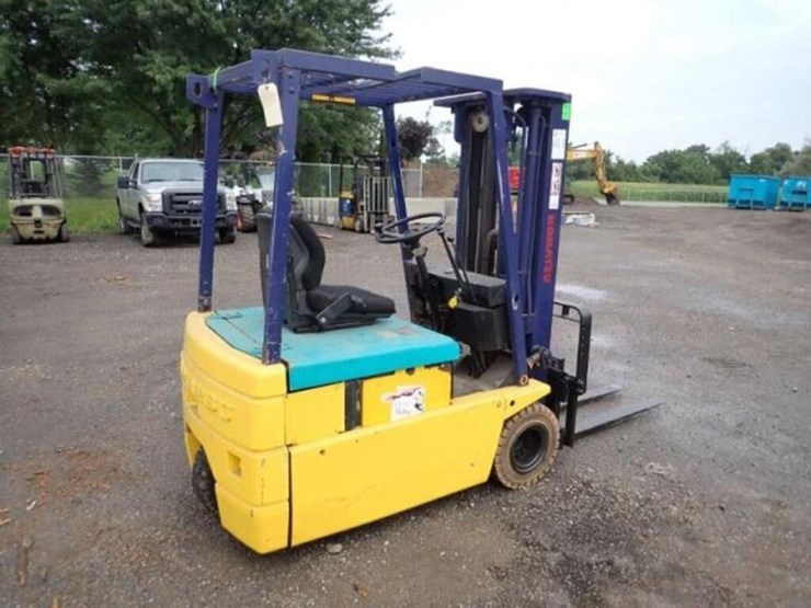 komatsu-fb15m-2-image-4
