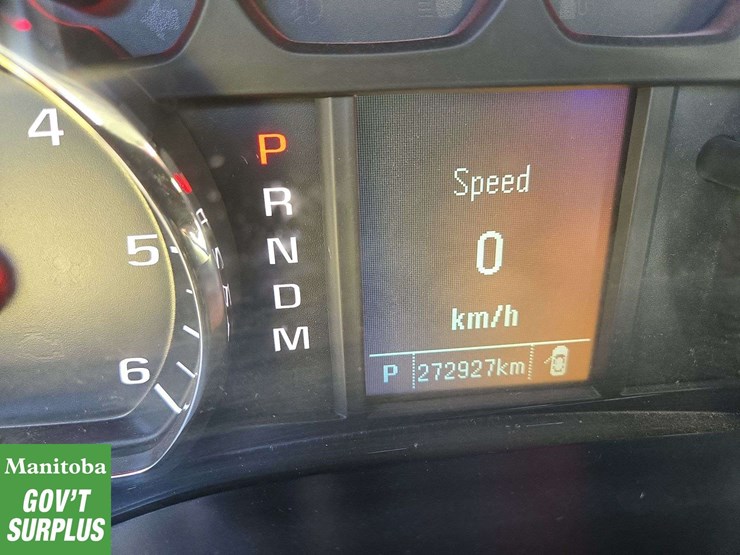 2015-chevrolet-silverado-1500-image-32