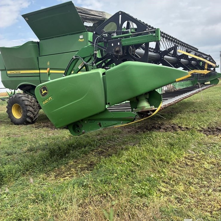 2012 JOHN DEERE 640FD