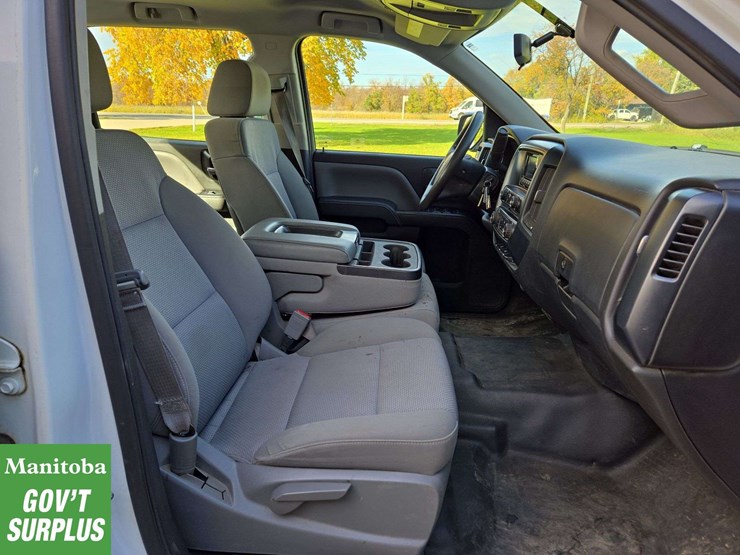 2014-chevrolet-silverado-1500-image-28