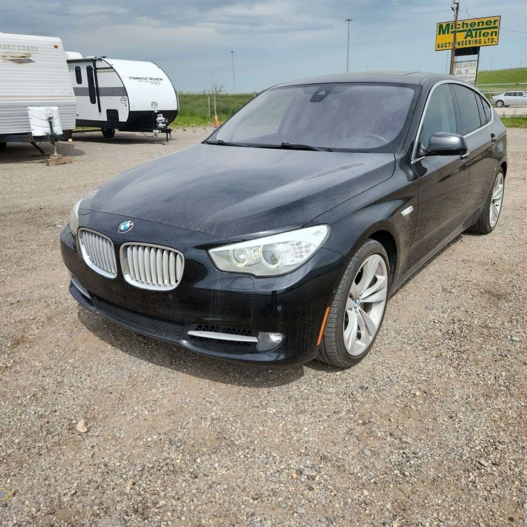 2013 BMW 5 Series 550i GT XDrive 4dr Sedan