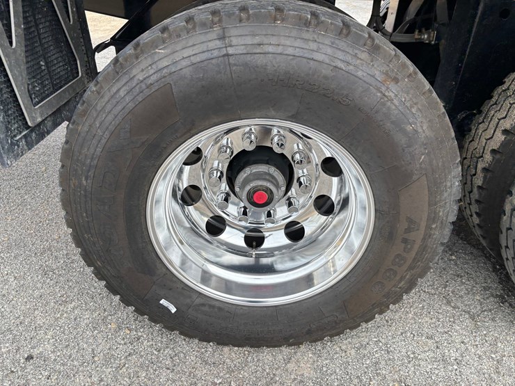 2025-axle-end-dump-image-79