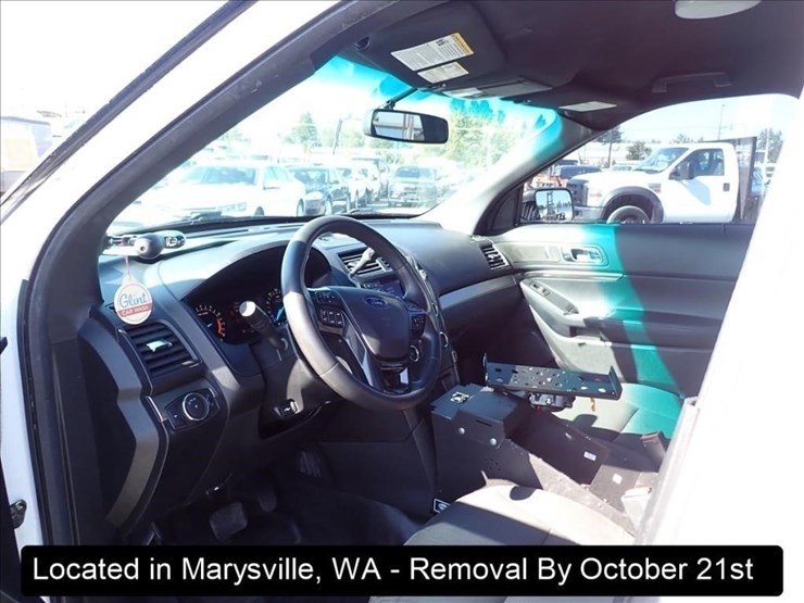 2016-ford-explorer-image-8