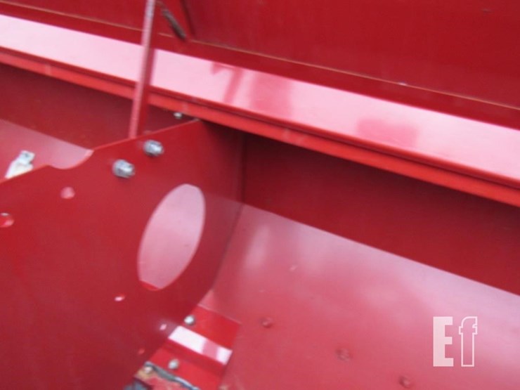case-ih-5100-image-16