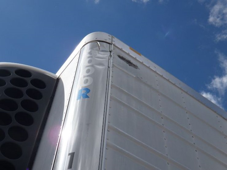 2010-utility-reefer-image-22