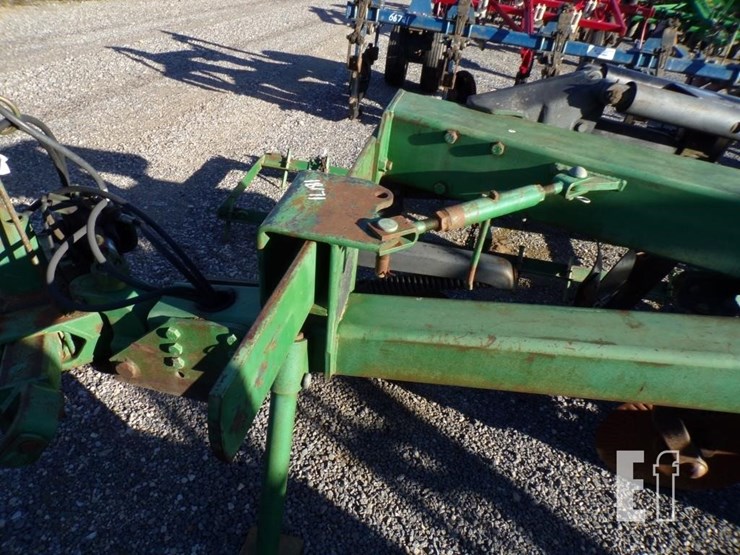 john-deere-2700-image-4
