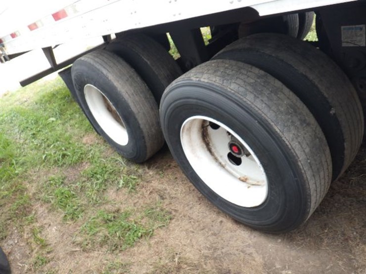 2010-utility-reefer-image-10