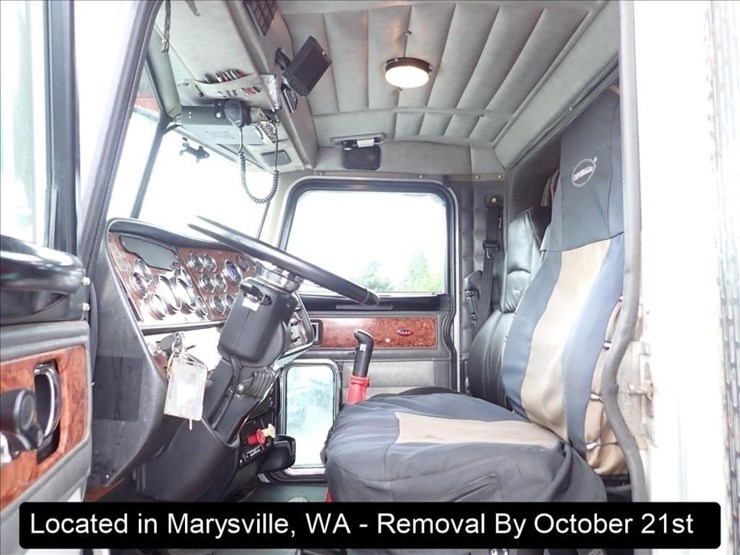 2005-peterbilt-379-image-16