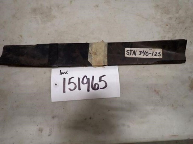 qty-of-(2)-17-in.-lawn-mower-blades-image-1