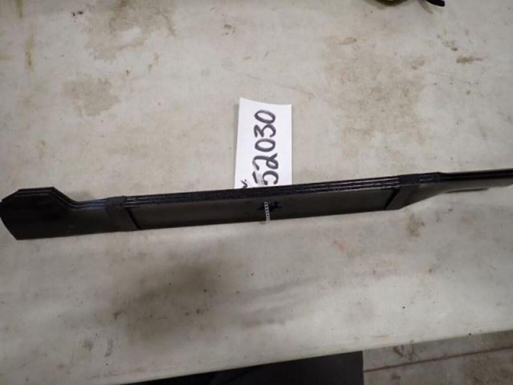 qty-of-3-21"-lawn-mower-blades-image-2
